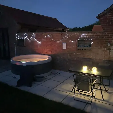 The Lodge - Dog Friendly Farm Cottage NWI Exterior foto